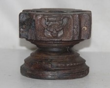 Antiker Holzhaltbarer