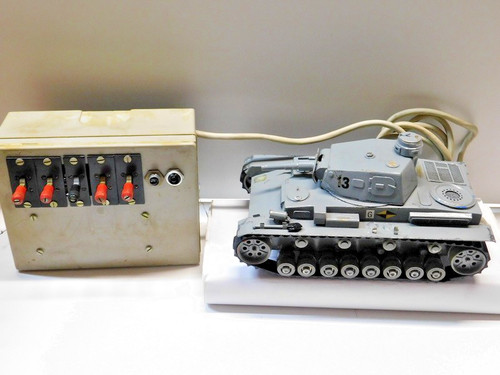Elektrischer metall panzer - metall,