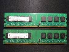 2x 1 GB DDR2-RAM 2Rx8