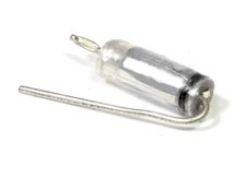 360pF 0.36nF 630V 2.5% Styroflex Polystrol Capacitor/ Folien Kondensator Ø5x11mm