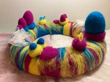 Nadelgefilzter weißer