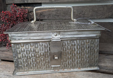 ❤️ Silberfarbene Kiste mit