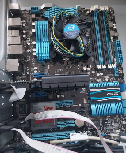 Asus motherboard p67 - 1x, p8