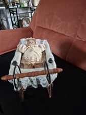 Kleiner Puppenwagen Mit Puppe