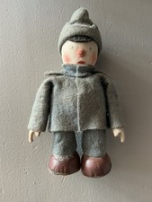 Kleine Puppe Braver Soldat