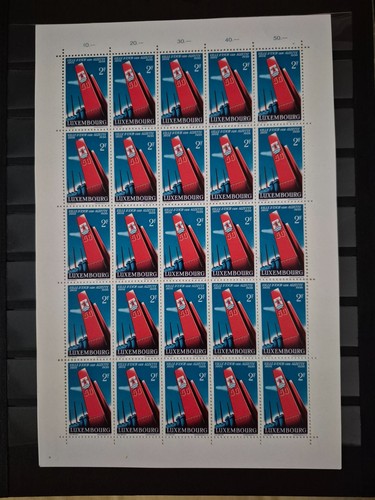 Kleinbogen mit briefmarken - mit, 25