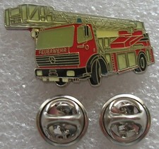 Pin Feuerwehr DLK 23-12 / Mercedes-Benz MB 1422 Bj. 92  Drehleiter Art. 6171