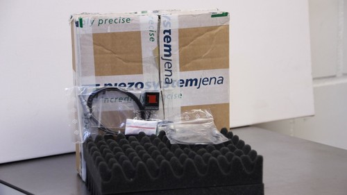 Piezo linear stage - stage, d12