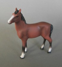 Pferd stehend braun 9 cm hoch