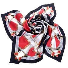 Elegantes Seidentuch aus