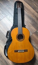 Akustische Gitarre, Yamaha