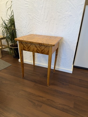 Biedermeier tisch furniert - biedermeier,