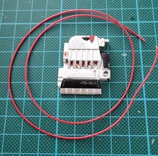 1:18  VW Golf R32 Motor mit