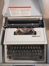 Schreibmaschine Olivetti Dora