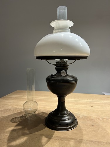 Antike petroleumlampe otto - antike,