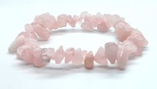 Rosenquarz Splitterarmband ca. 18 cm. flexibel im hübschen Organza Beutel.