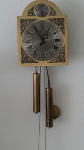 Tempus fugit wanduhr - „tempus,