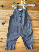 Zara Baby Latzhose Denis Grau Gr. 86