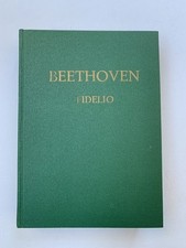 Noten. Beethoven. Fidelio. Opus 72b.   Taschenpartitur.