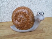 Schnecke aus Ton  Braun Garten