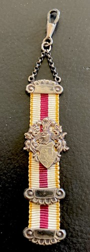 Antiker silberfarbener