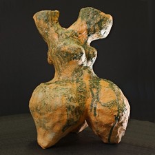 Skulptur "Venus Tripedis"