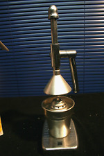DOMESTIC  Modell 208  Handentsafter manuell- Edelstahl  Zitruspresse Saftpresse