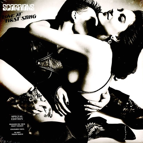 Scorpions love at first - -,