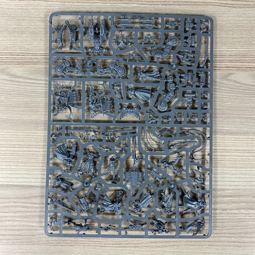 Adepta sororitas konvolut - adepta,