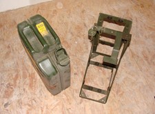 Reservekanister 20 Ltr Bundeswehr Benzin/Diesel Stahl Kanister mit Metallhalter