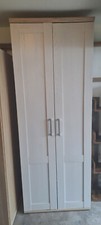 Kleiderschrank