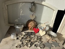 Konvolut alte antike Backformen Ausstechformen Puddingformen Filzanhänger  36 T