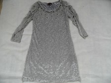 YUMI schönes Samtkleid mit