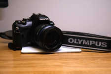 Olympus E-410 10 MP