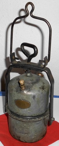 Alte grubenlampe karbidlampe - grubenlampe,