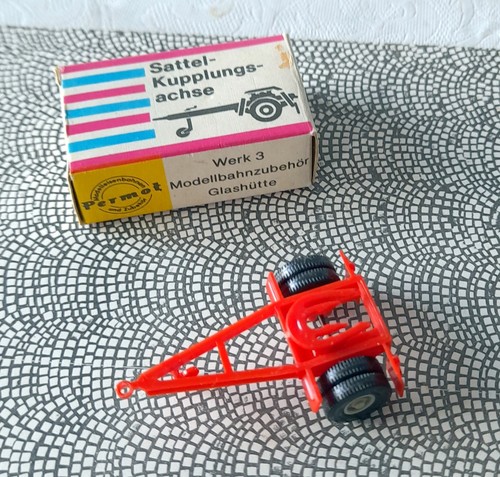 Sattel kupplungsachse rot - sattel-kupplungsachse,