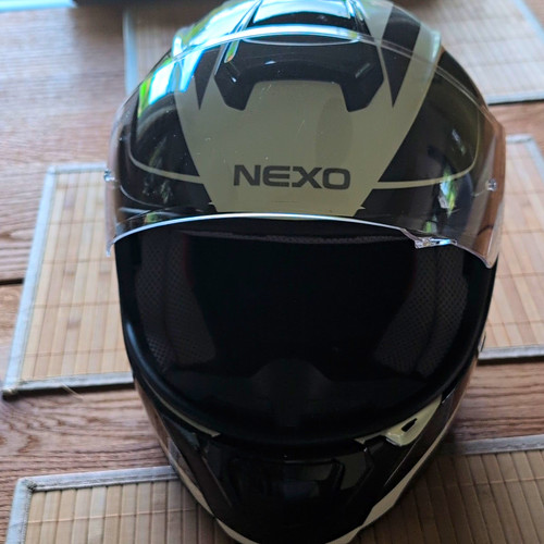 Motorrad helm nur drei mal - helm,