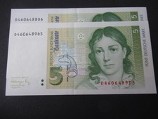 Zwei 5 DM Scheine in sehr
