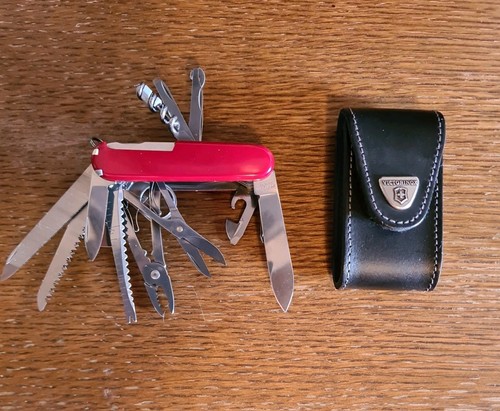 Victorinox swiss champ - victorinox,