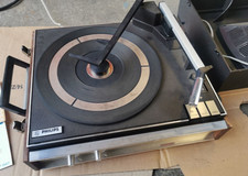 Plattenspieler + Lautsprecher