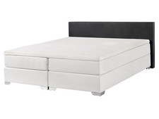 Elegantes Boxspringbett mit