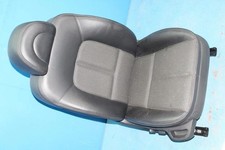 Peugeot 407 Bj.06 Sitz vorne rechts Teilleder m. Airbag el. einstellbar