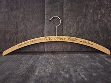 alt Kleiderbügel Aufdruck "Spiess Fulda" Jackenbügel Sakko stabil Holz natur