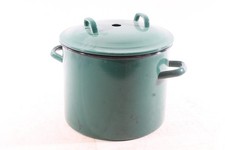 alter Topf mit Deckel Kochtopf