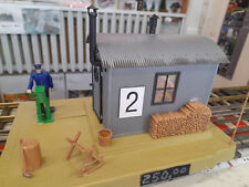 Spur G  POLA - BAHNWÄRTERBUDE  montiert  elektrische FUNKTION  AC / DC  10-20 V