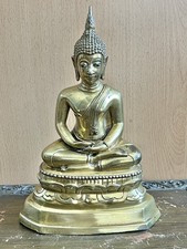 Edle Buddha-Statue (Donnerstag