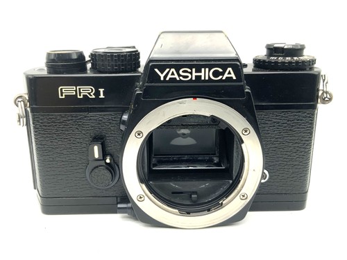Yashica 35mm - 1,