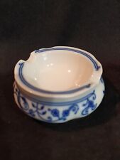 Karlsbader Zwiebelmuster "LEANDER 1946"  Aschenbecher  Porzellan rund Ø 9 cm