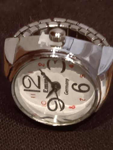 Ringuhr fingeruhr von emmi - ringuhr,