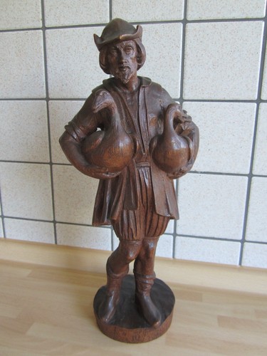 Geschnitzte holzfigur - geschnitzte,